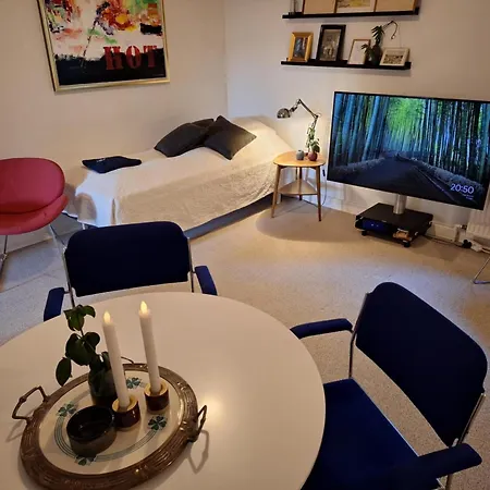 Stort Og Dejligt Vaerelse Med Privat Bad * Hornsyld